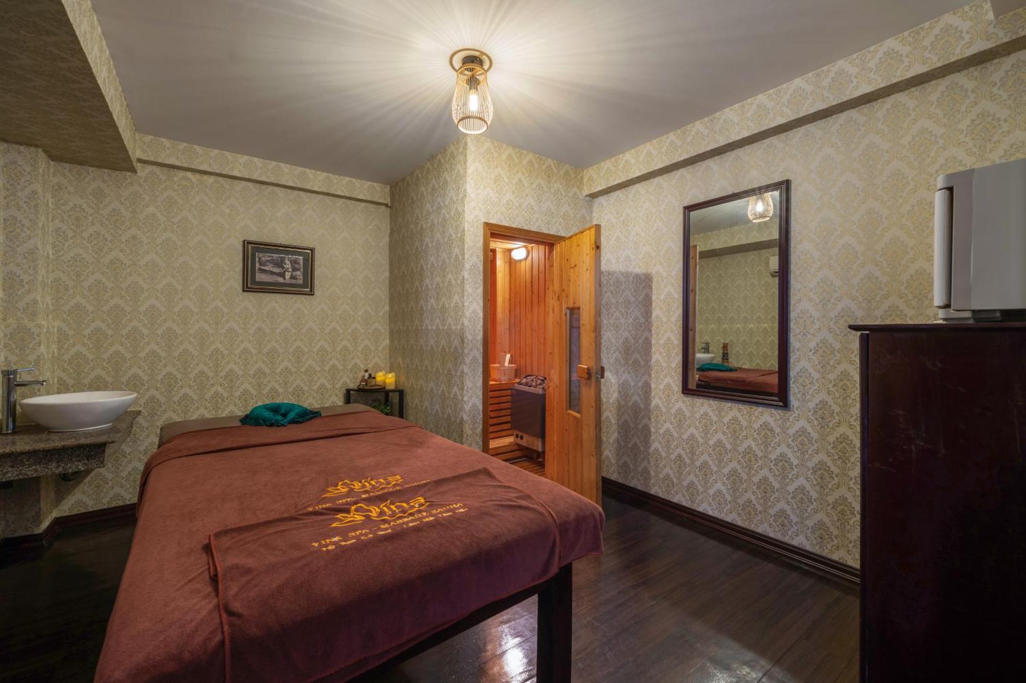 Vina Spa Hotel Hué Eksteriør billede