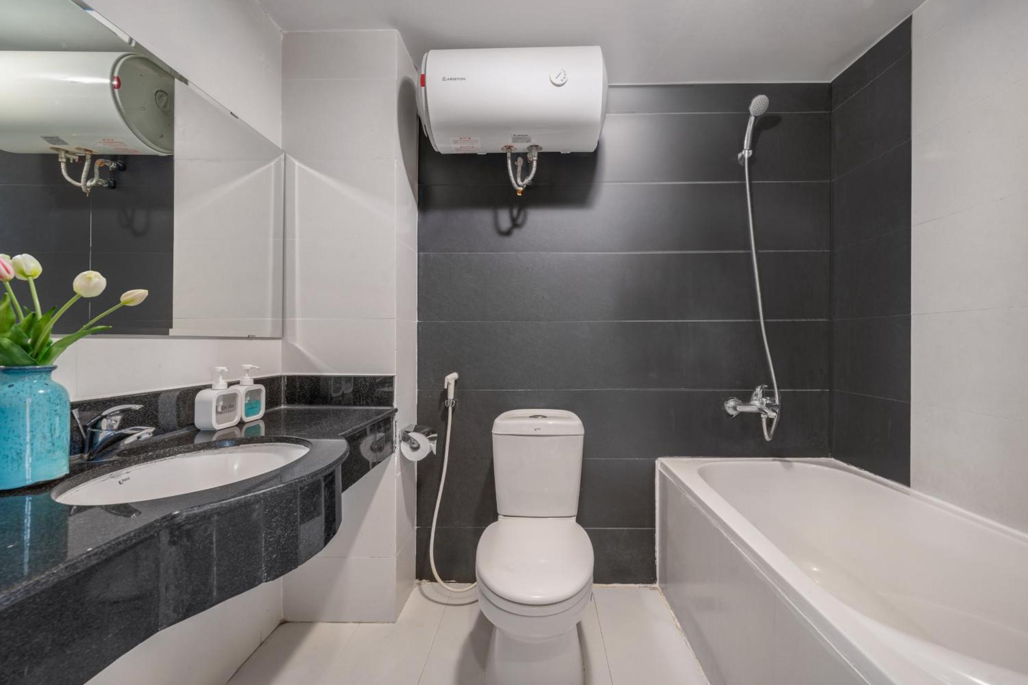 Vina Spa Hotel Hué Eksteriør billede